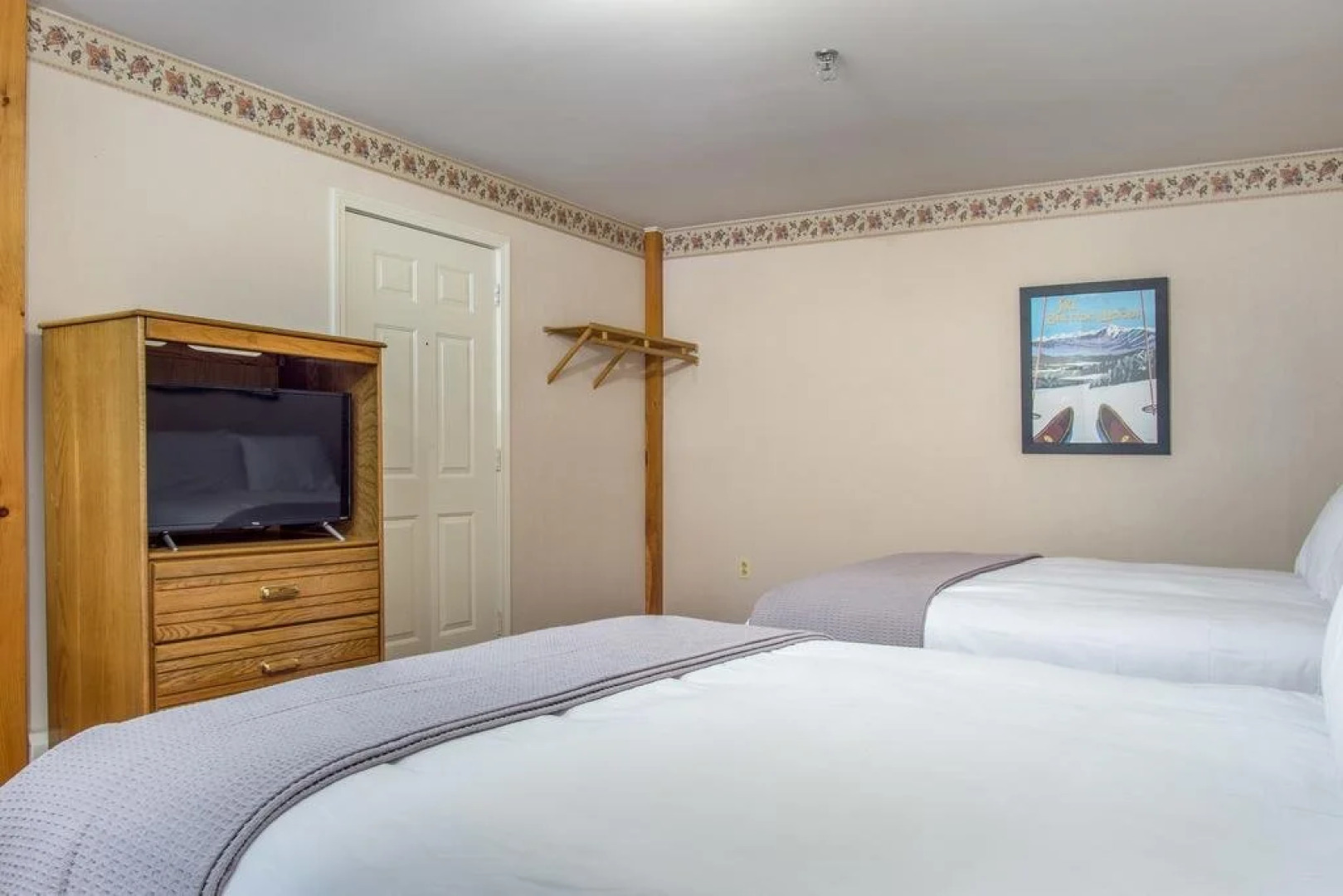 Mountain Village Lodge