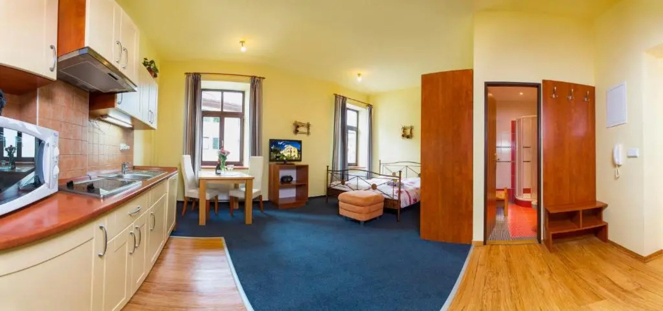 Yellow Ski Apartments