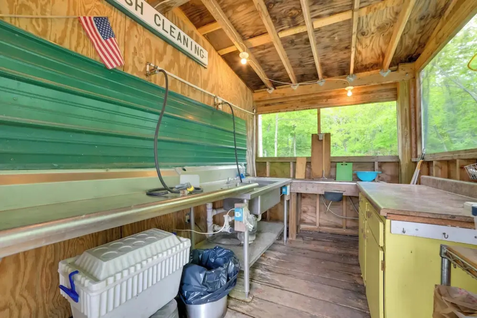 Sandy Beach & Sunset Views: Cedarville Cabin!