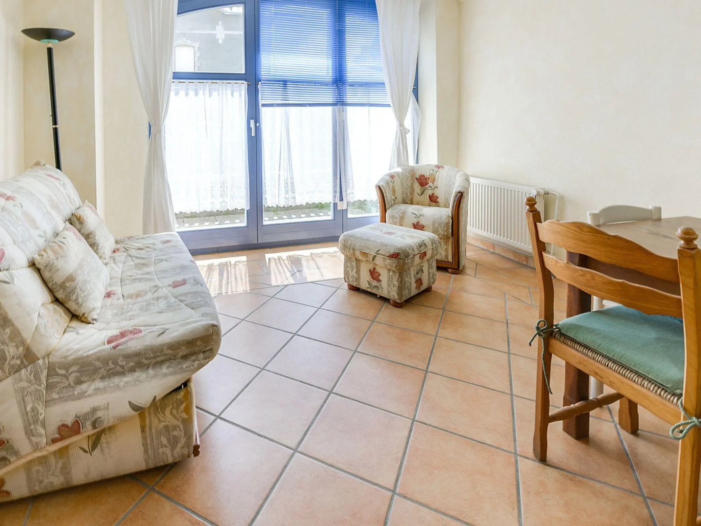 Charming Sea View Apartment in Lozen