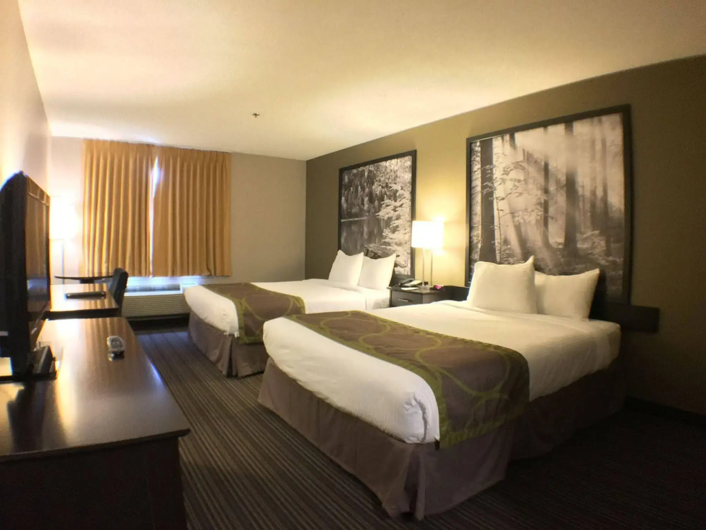 Super 8 by Wyndham Kapuskasing