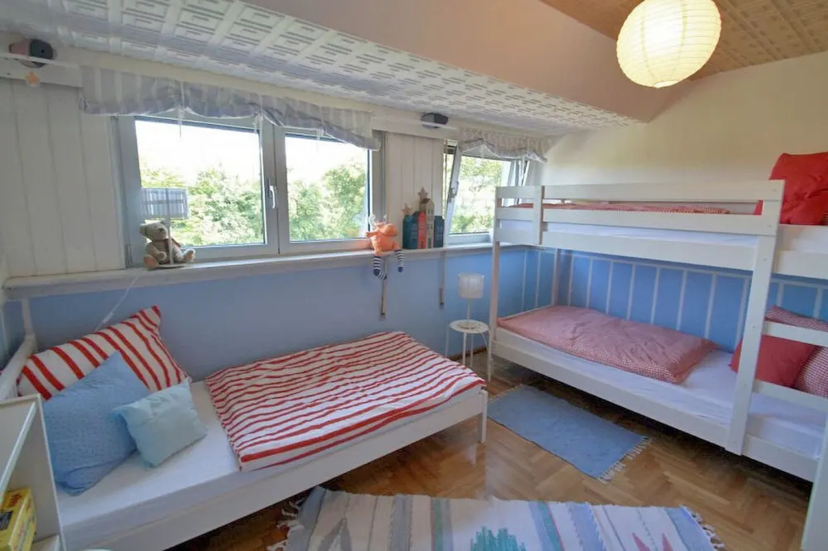 Ferienwohnung mit Terrasse und Privatsee