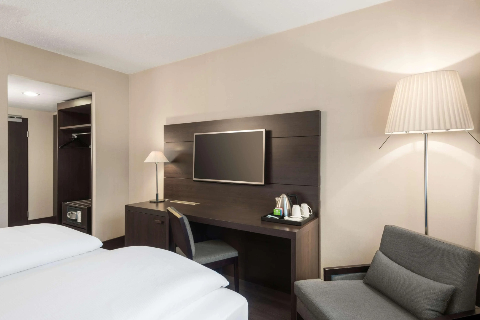 NH Frankfurt Airport