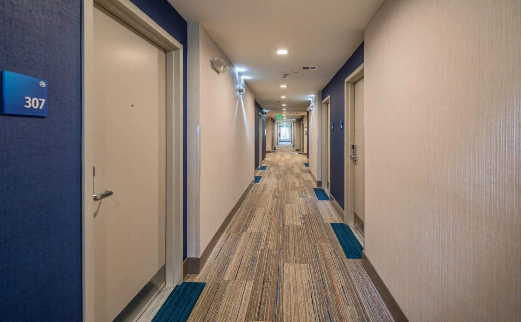 Holiday Inn Express Sunnyvale - Silicon Valley by IHG