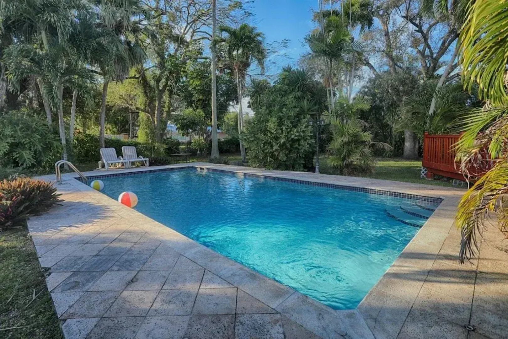 Spacious & Conveniently Located Miami Airport Home