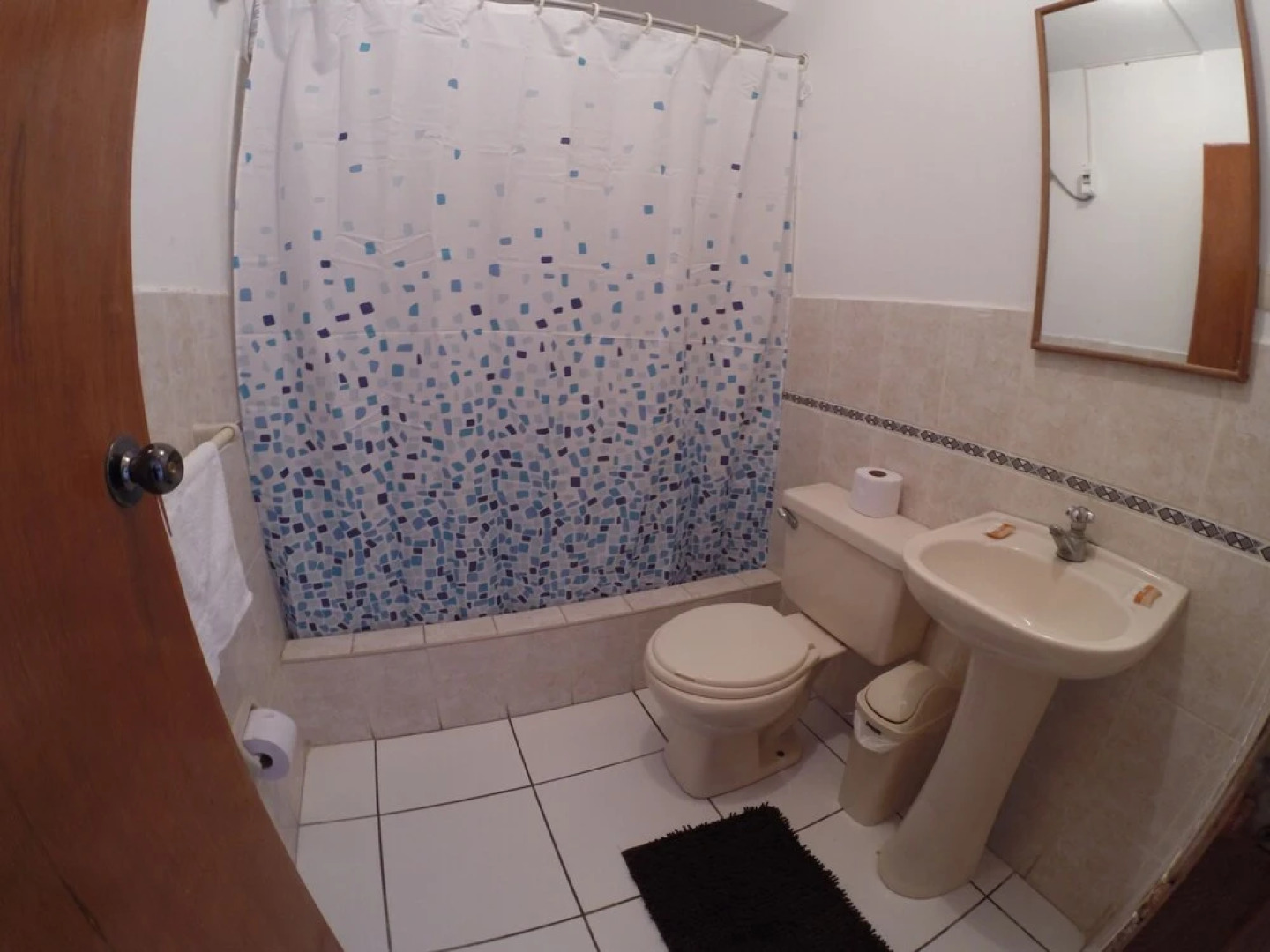 Waves Surf Camp Peru - Hostel