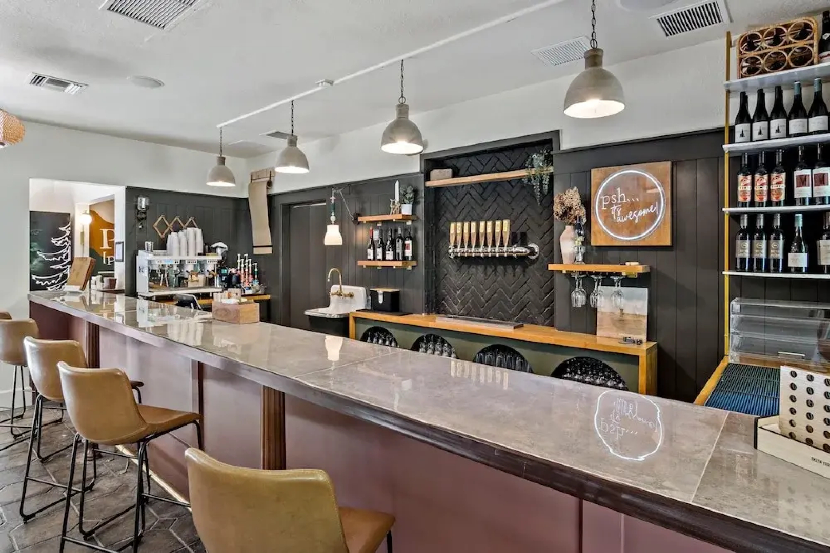 Peri Social House