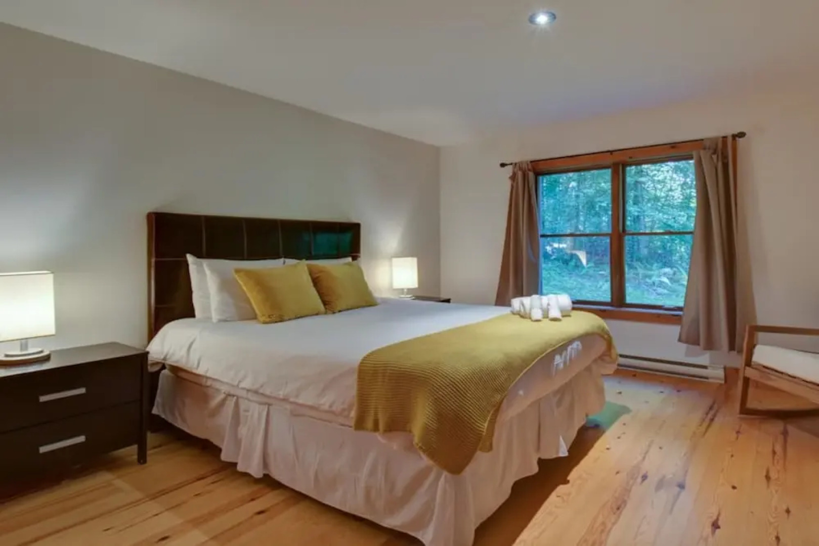 Spacious log Cottage Resort Access Citq 242255