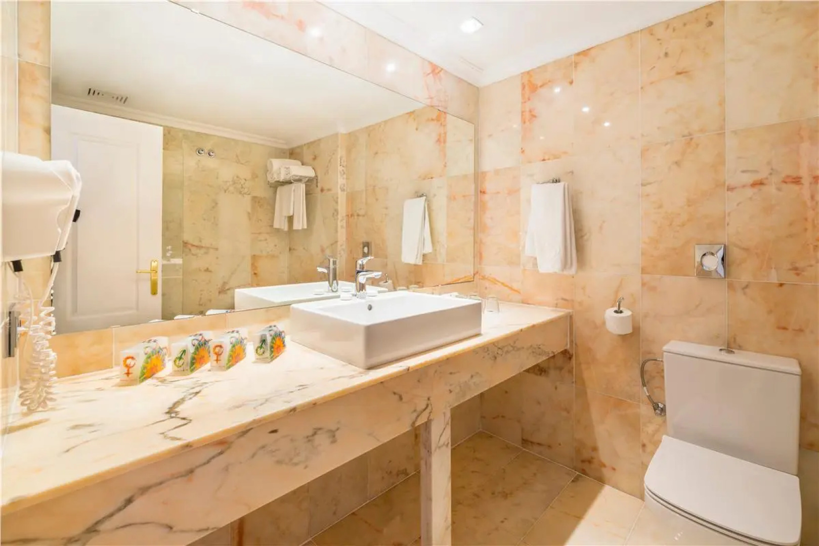 Salles Hotel Marina Portals