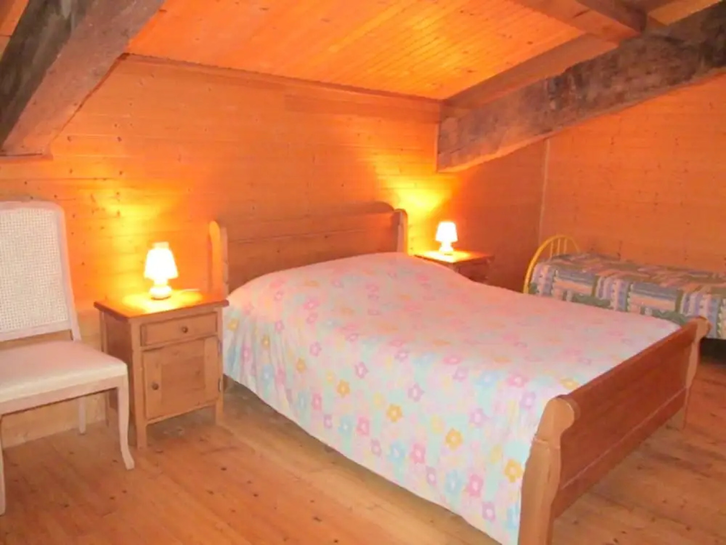 Apartment With one Bedroom in Blaignac, With Shared Pool, Furnished Garden and Wifi