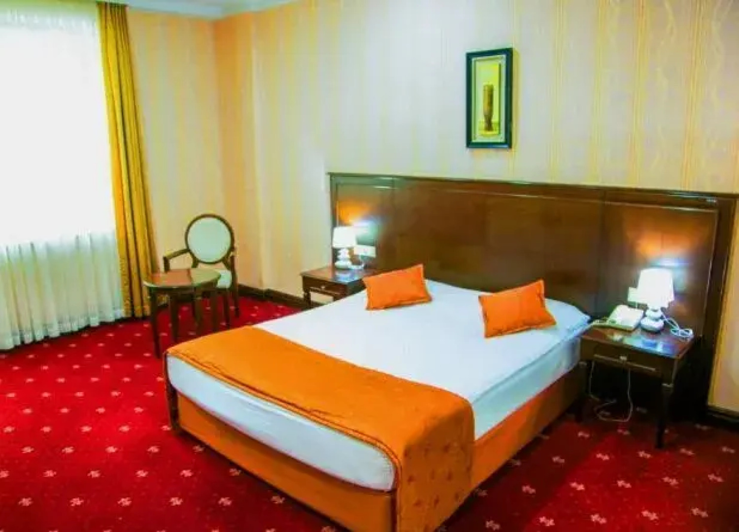 Чарлак Отель