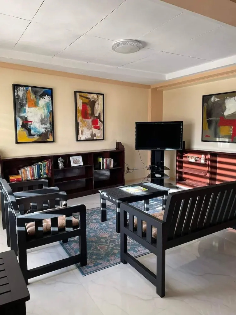 Cozy 3br Home Entry to Cwc, Pili Golf, Naga, Bicol