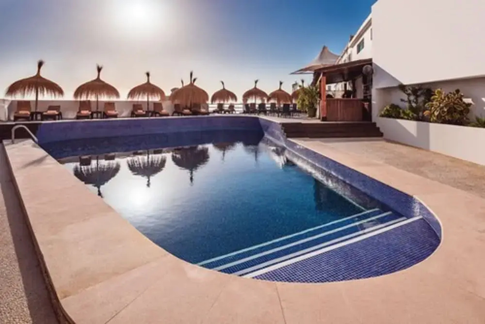 The Caleta Hotel Self-Catering Apartments