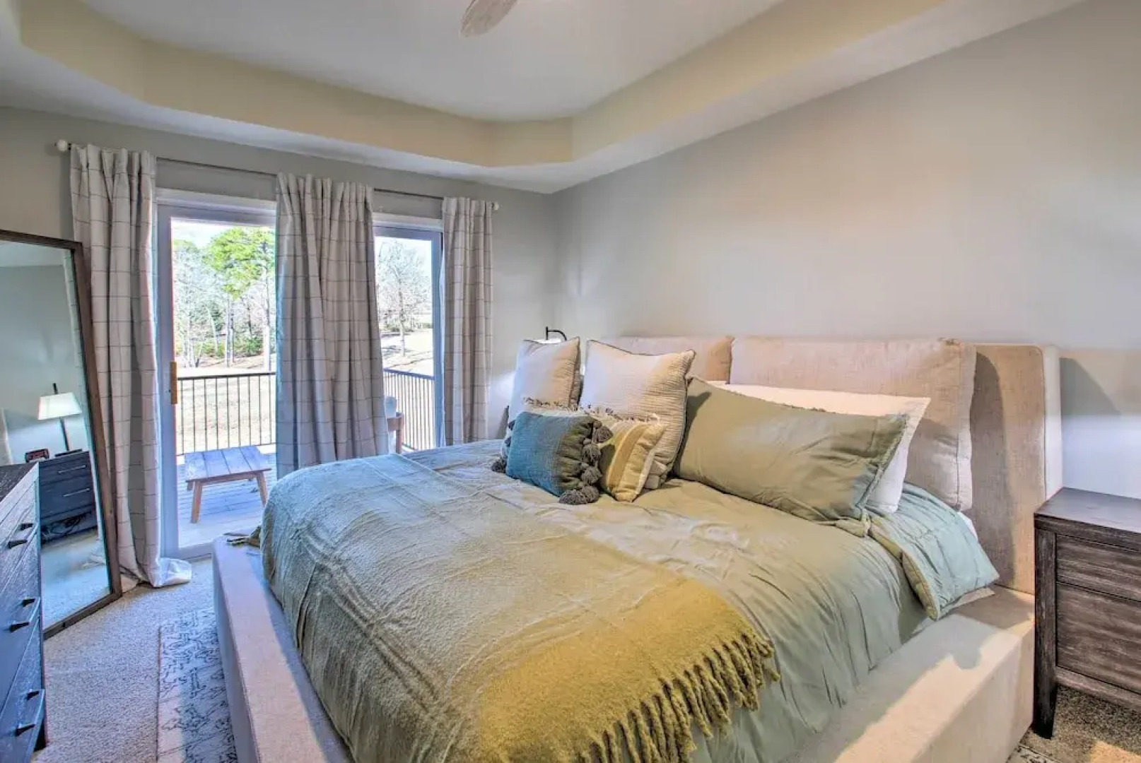 Hot Springs Village Home on Golf Course!