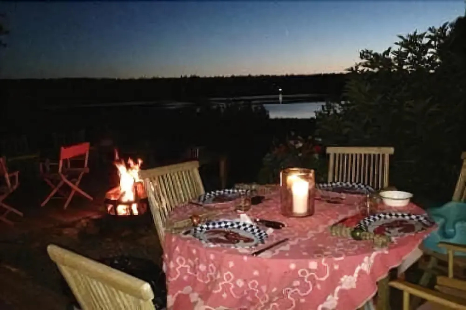 Artists Retreat - Four Bedroom Home