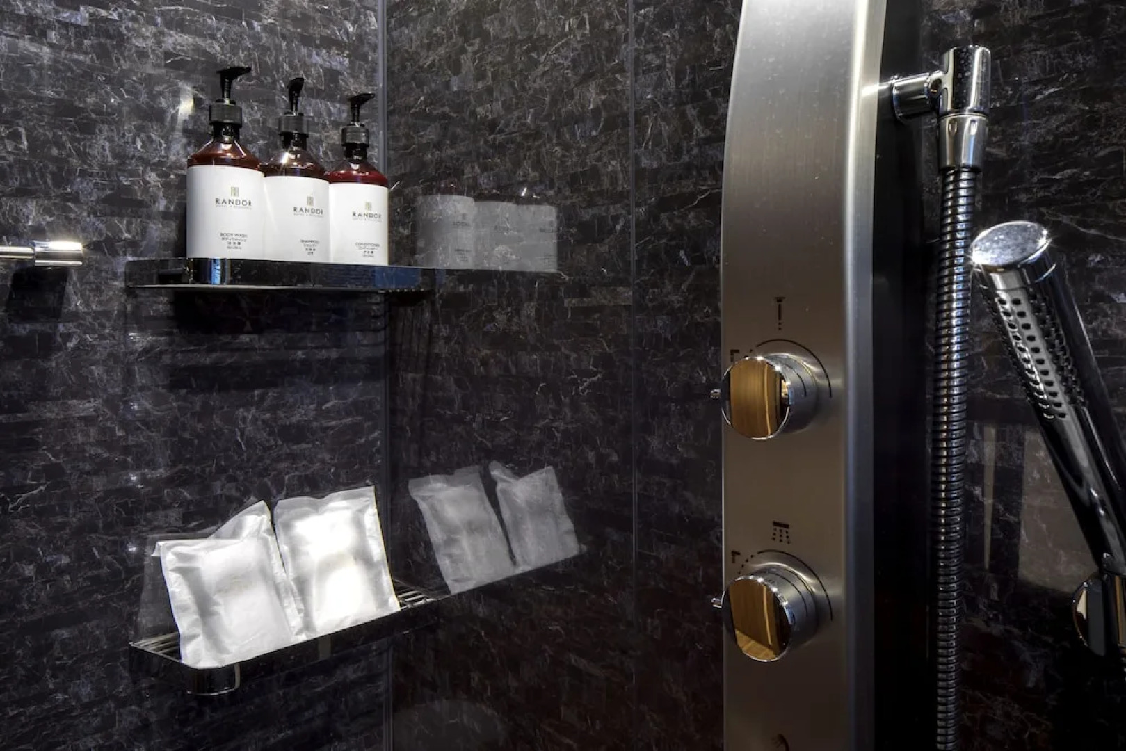 Randor Hotel Namba Osaka Suites