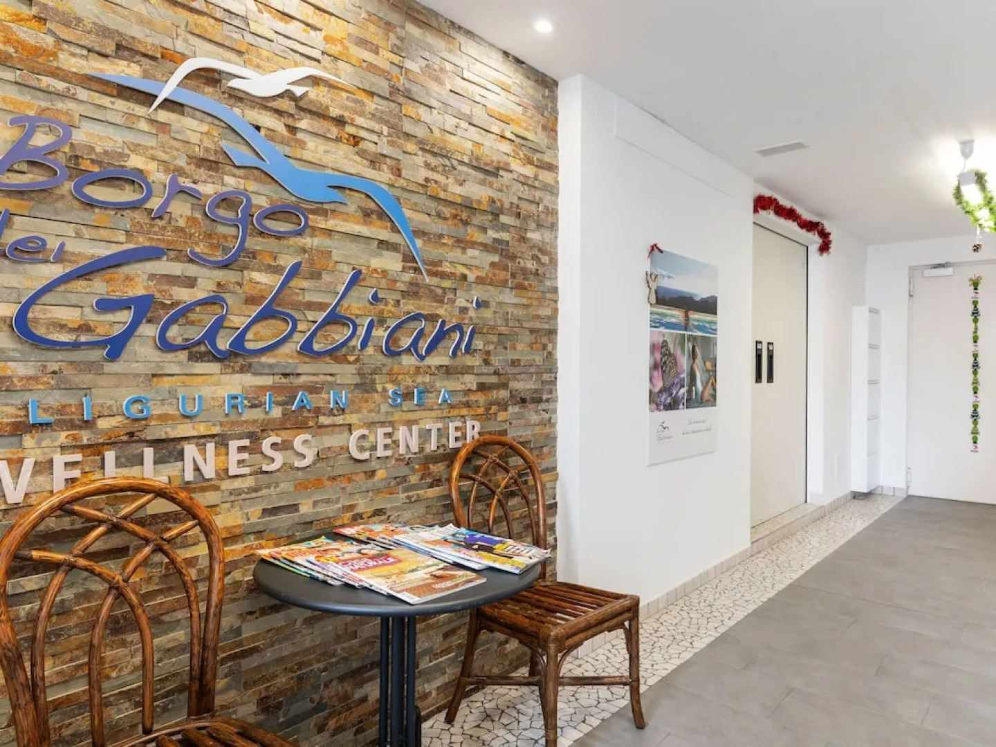 Graceful Holiday Home in Magliolo With Swimming Pool