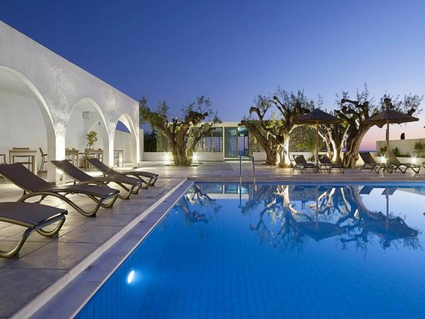 Coriva Beach Hotel & Bungalows