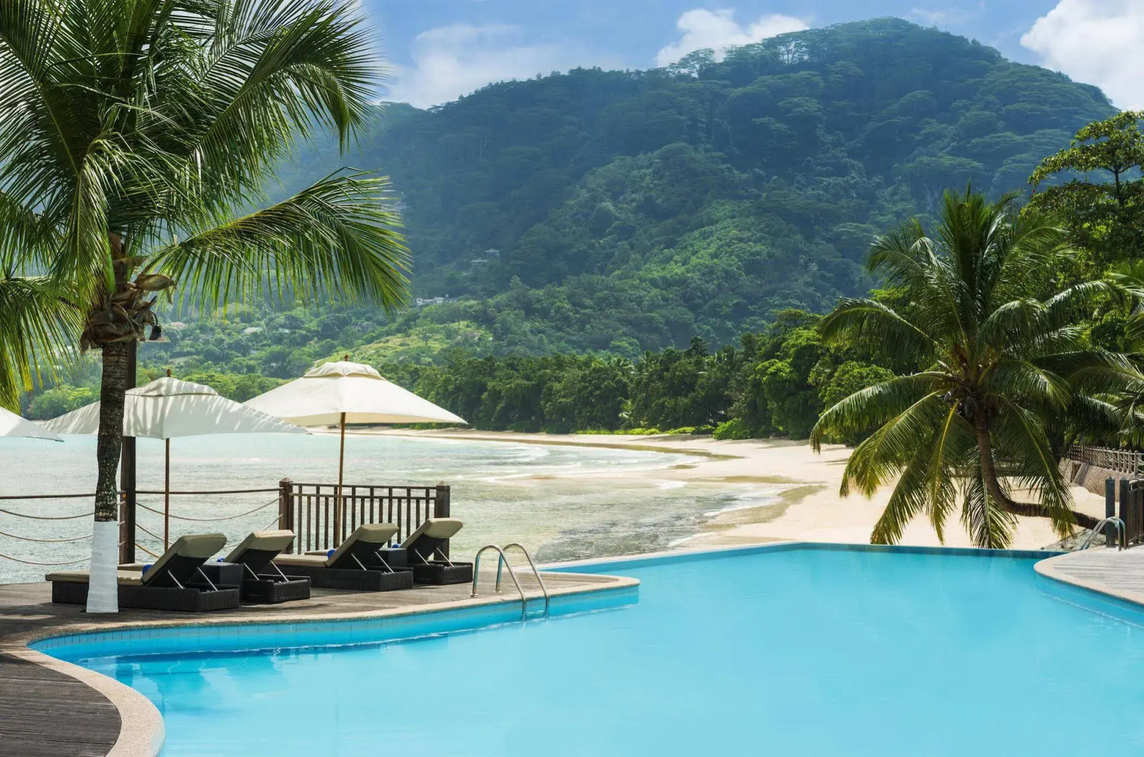 Fisherman’s Cove resort