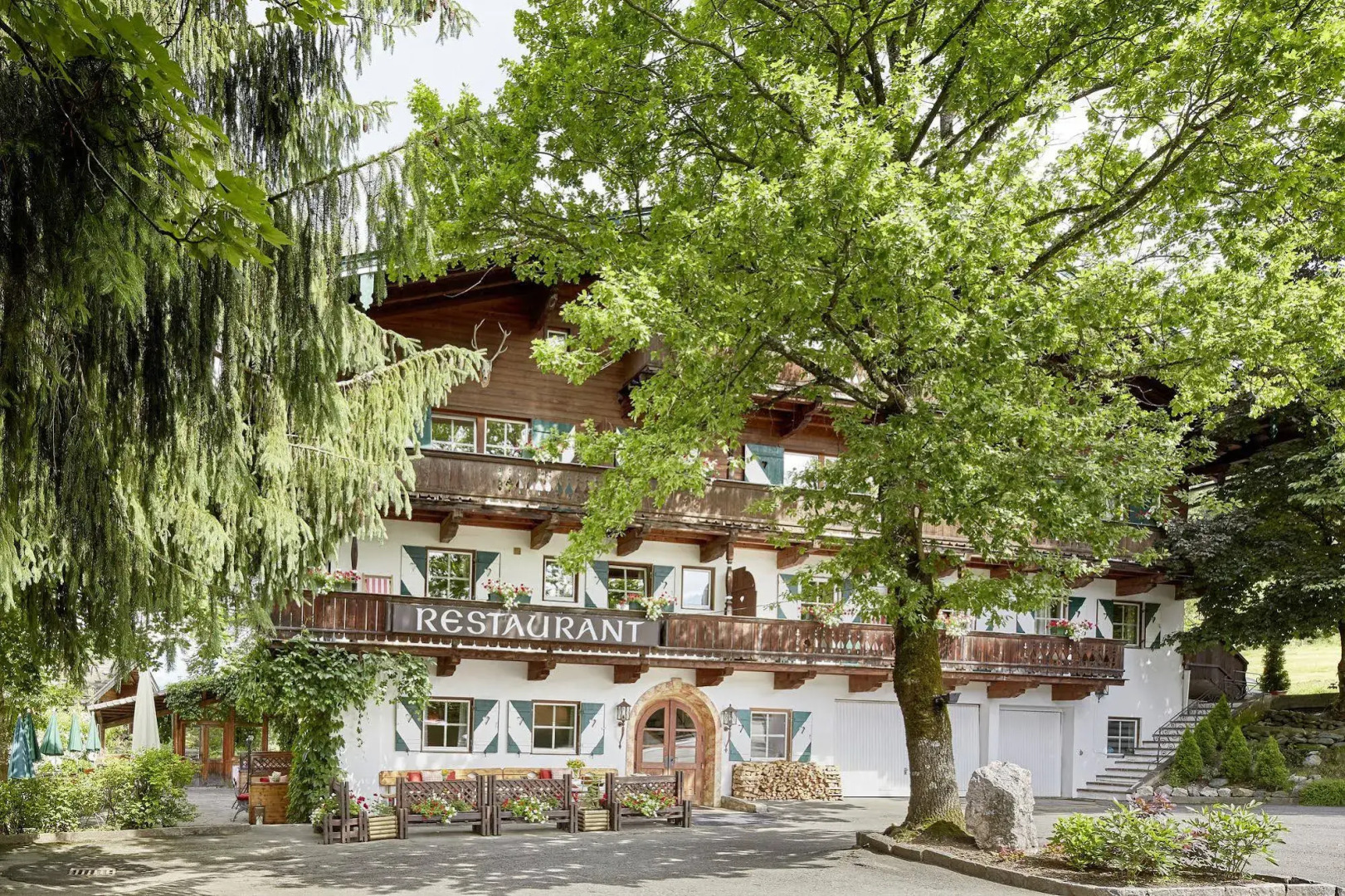 Landsitz Römerhof - Hotel Apartments