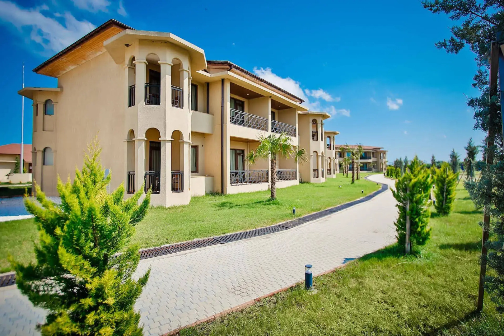 Pratap's Signature Hotel-Resort&Spa