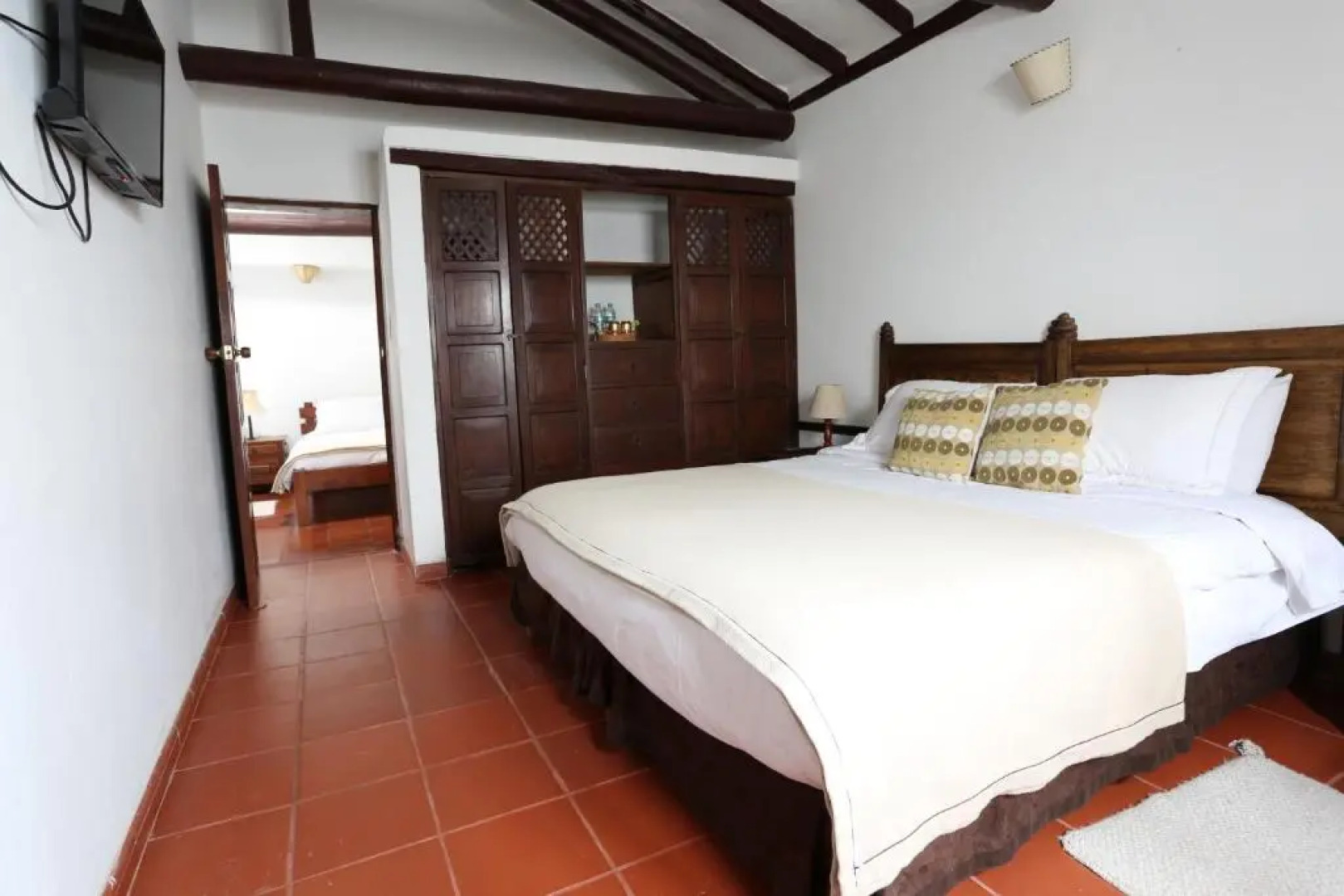 Hotel Meson de los Virreyes