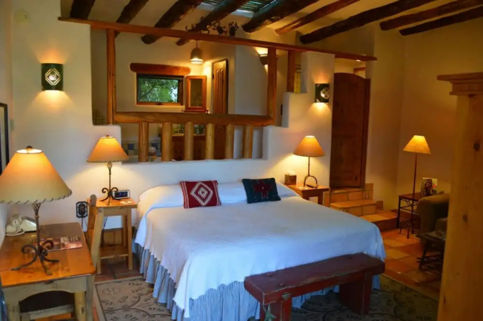 American Artists Gallery House B & B