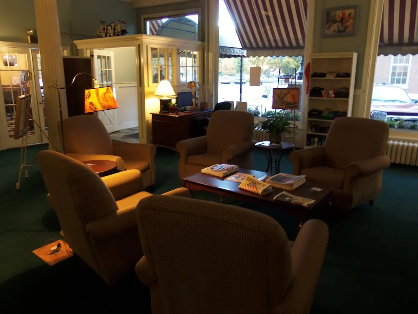 HI White River Junction The Hotel Coolidge Hostel