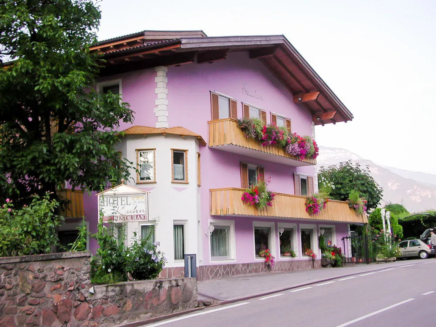 Hotel Kuhn