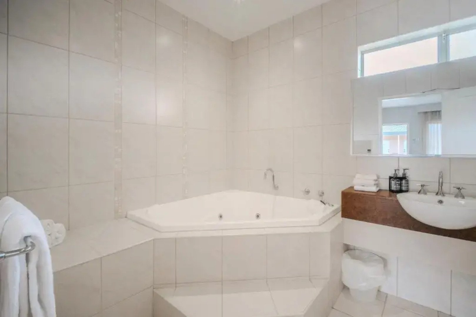 Best Western Wyndhamere Motel