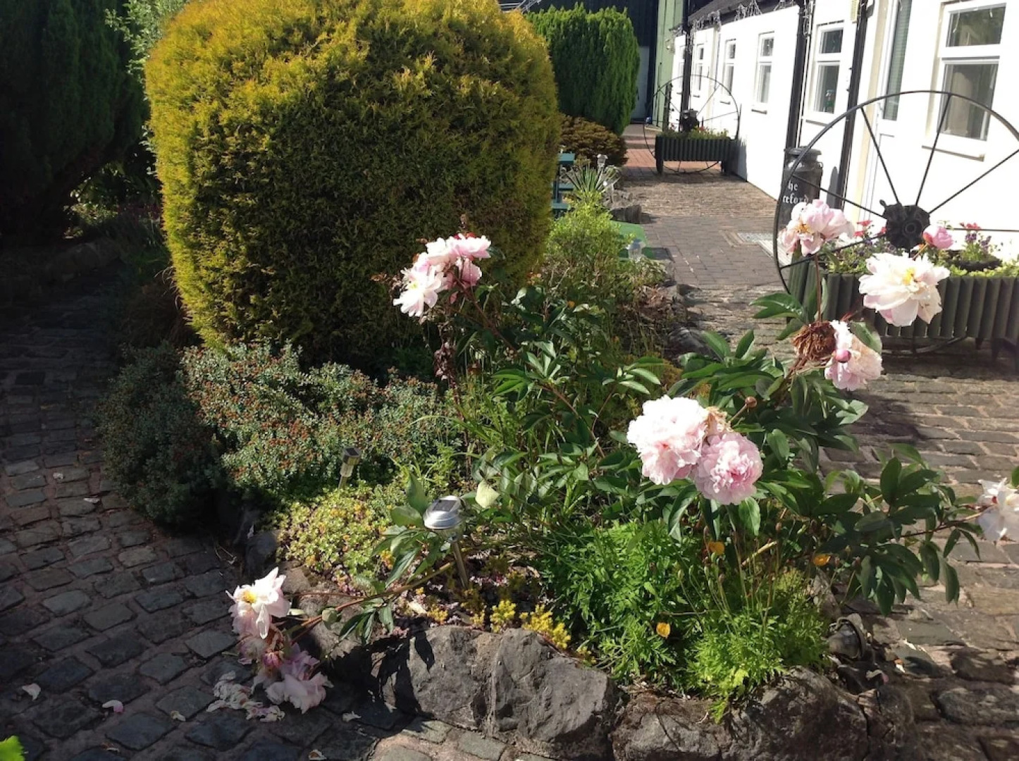 Birchenfields Family Friendly Cottages, Play Barn for all Ages and Summer Hous