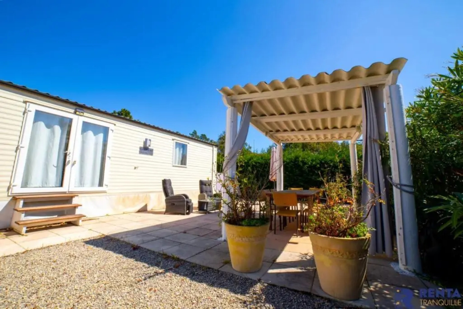 L'élégant Terrasse Piscine Camping 4 étoiles