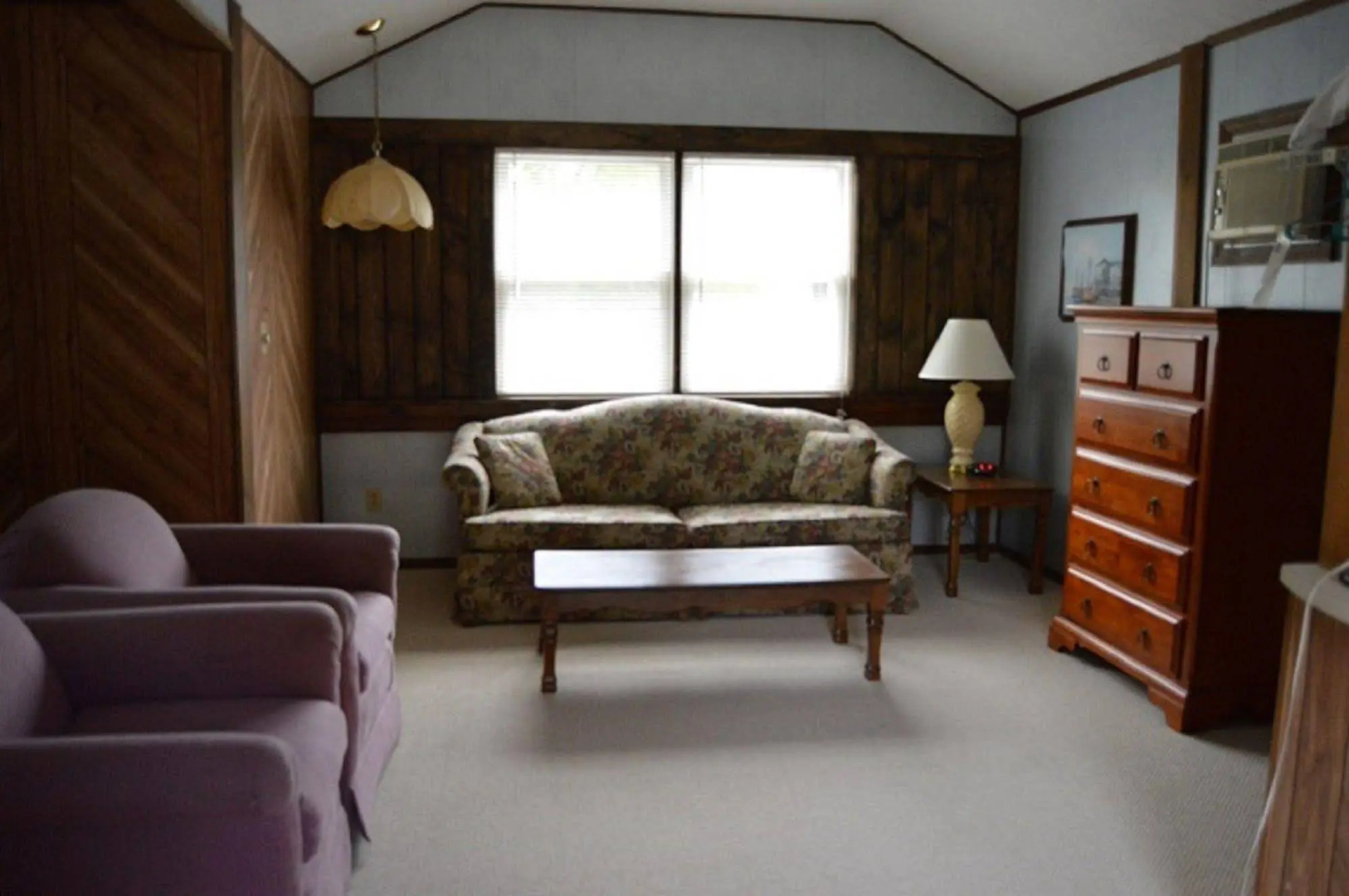Kennebunk Gallery Motel & Cottages