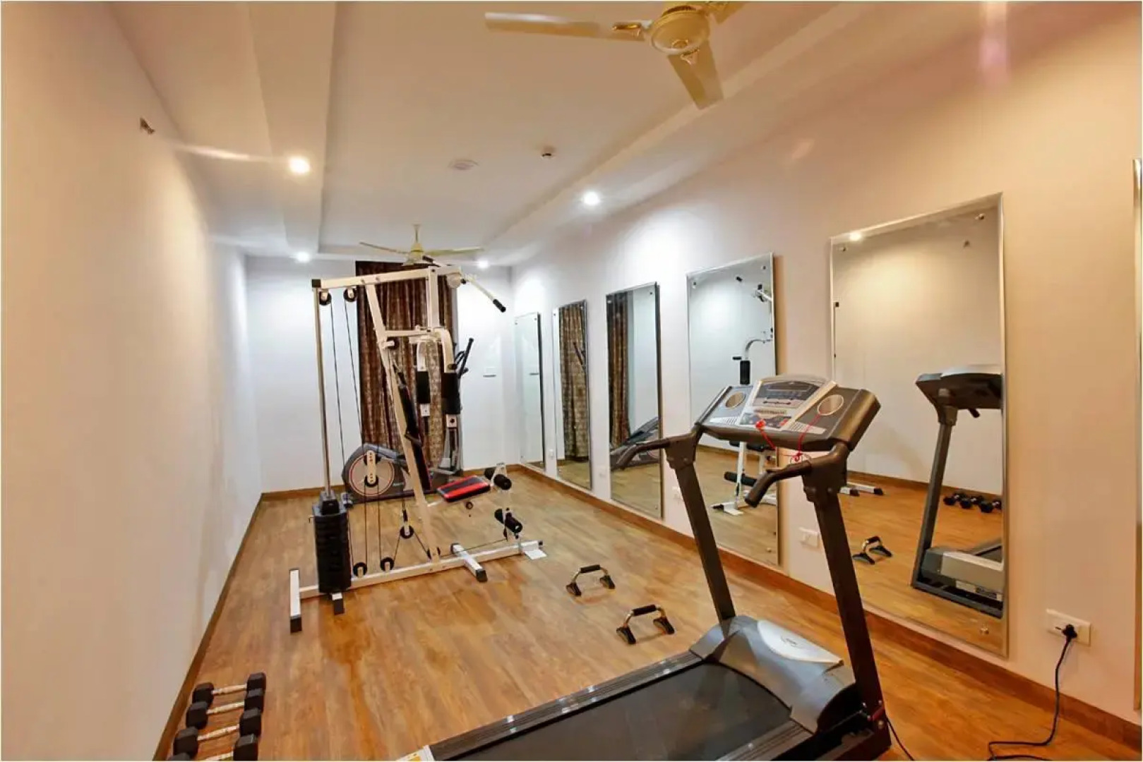 Hotel Vkj International