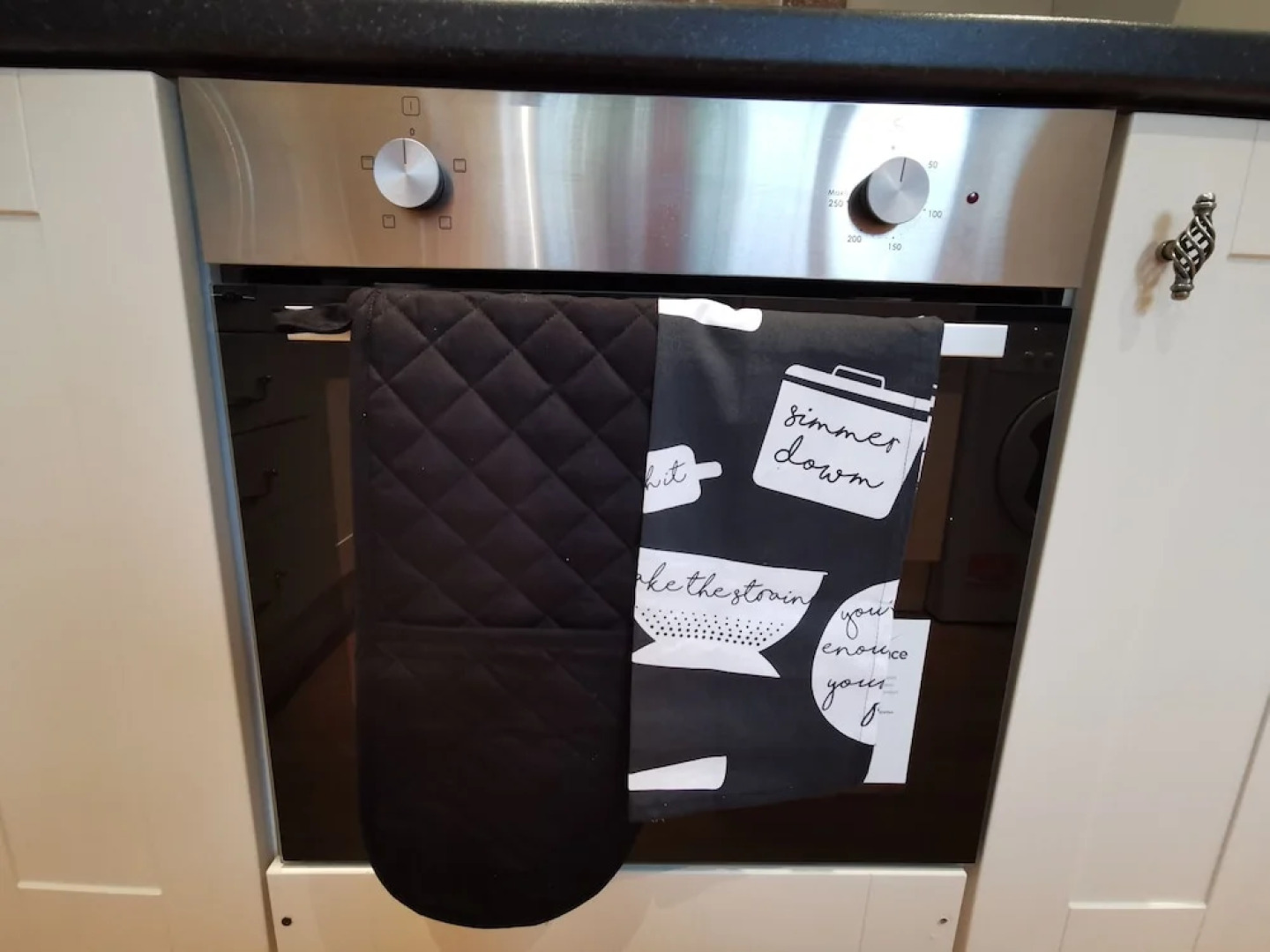 Purple Hart Homes - Station Cottage