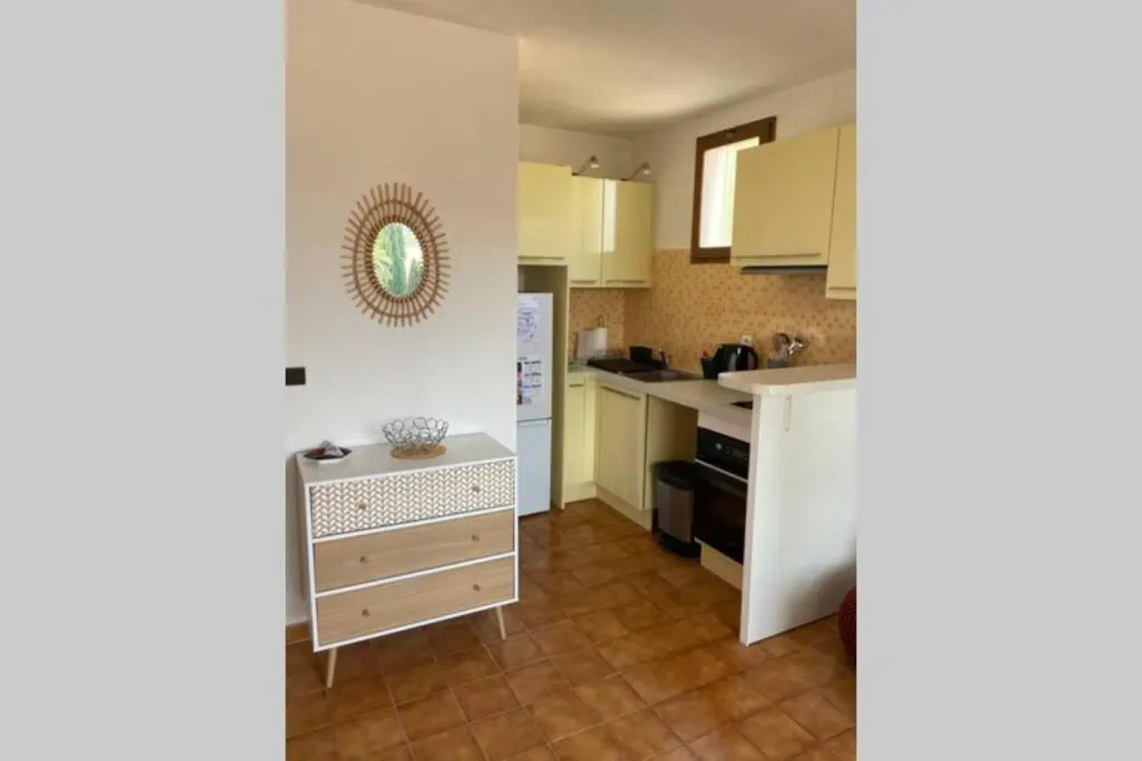 T2- 2adultes/2enfants centre-ville, proche plages