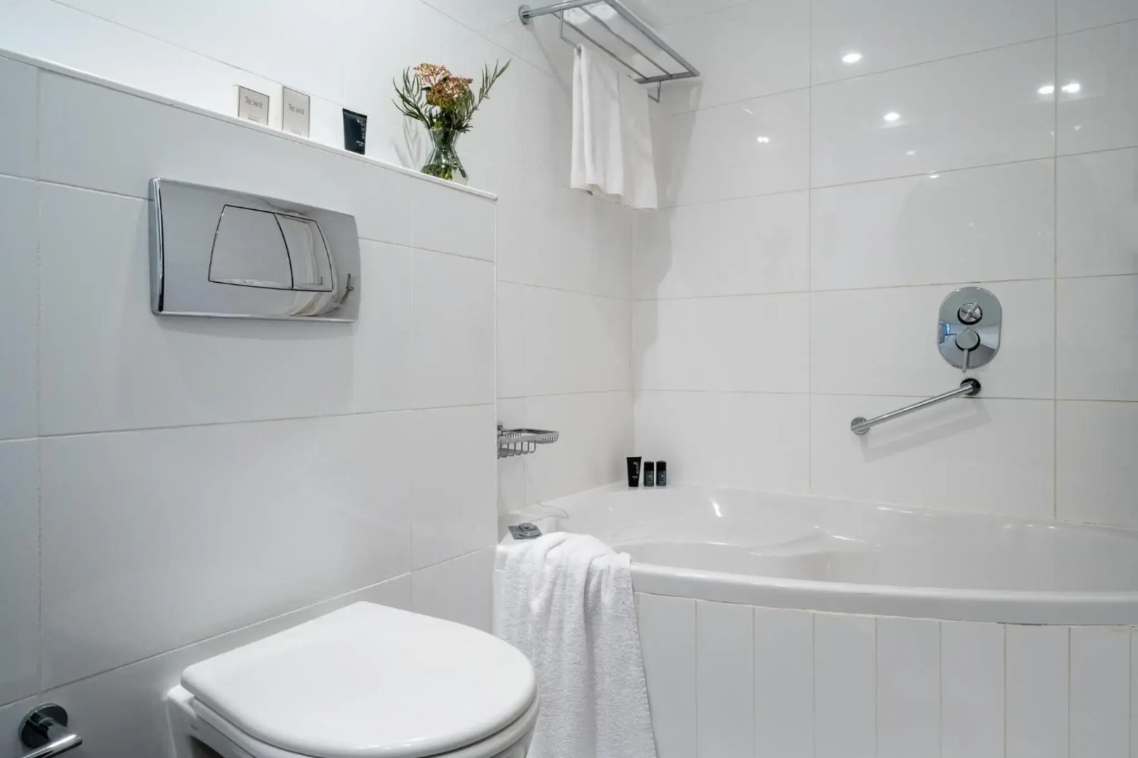 The Savoy Tel-Aviv, Sea Side