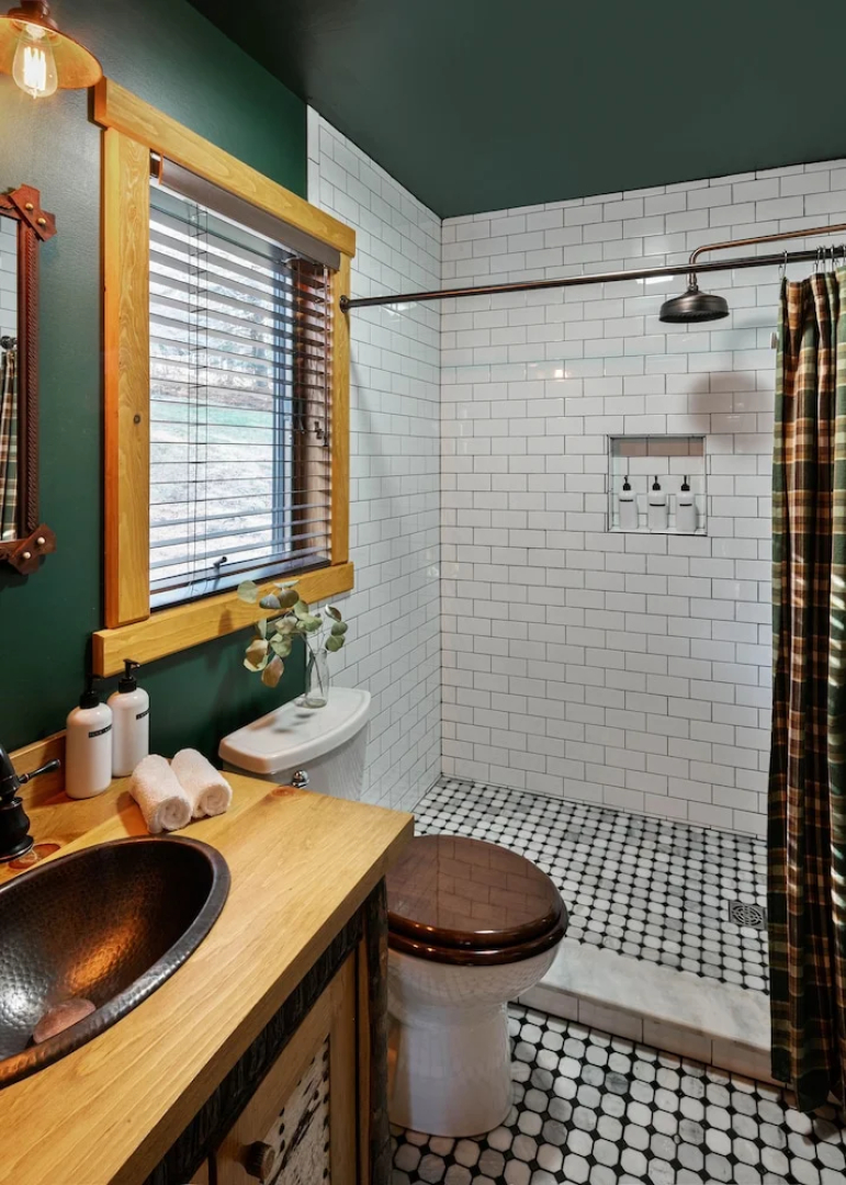Urban Cowboy Lodge