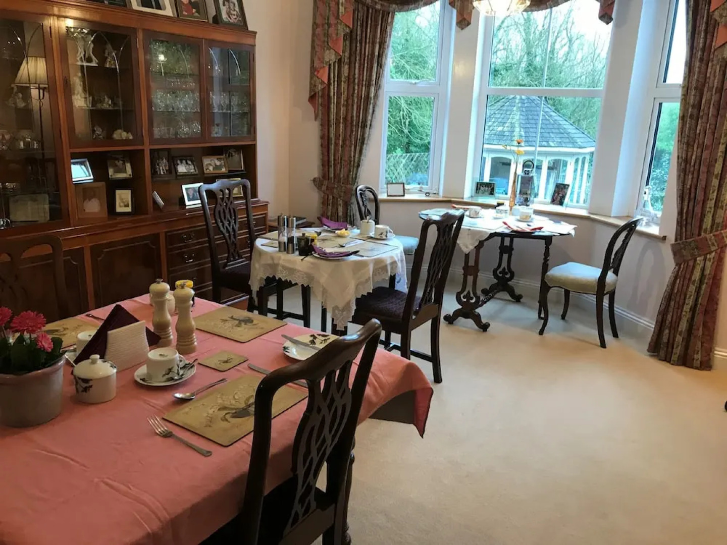 Holywell House B & B