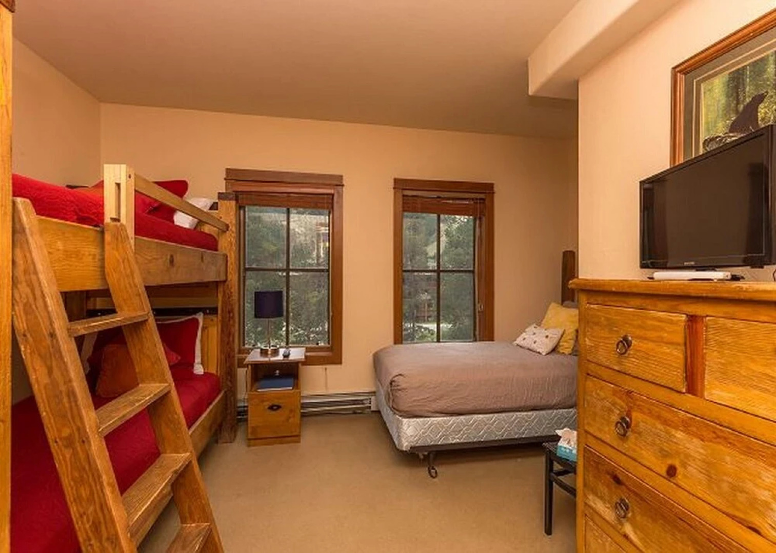 Oro Grande by Summit County Mountain Retreats