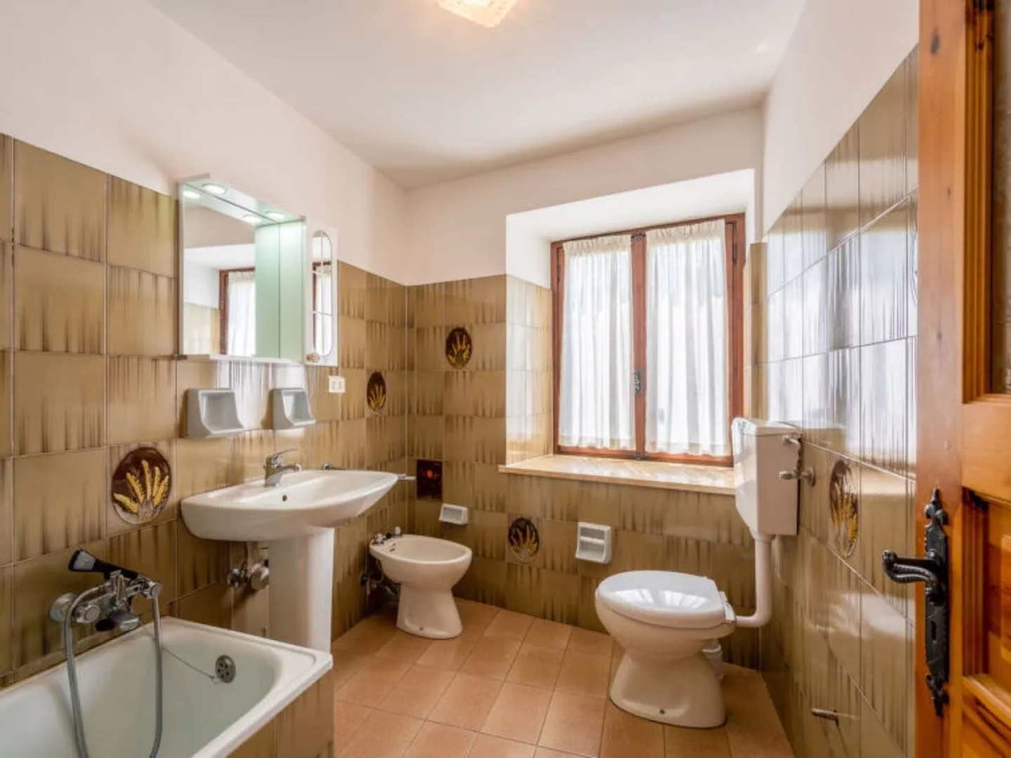 Apartment Vetan St Pierre