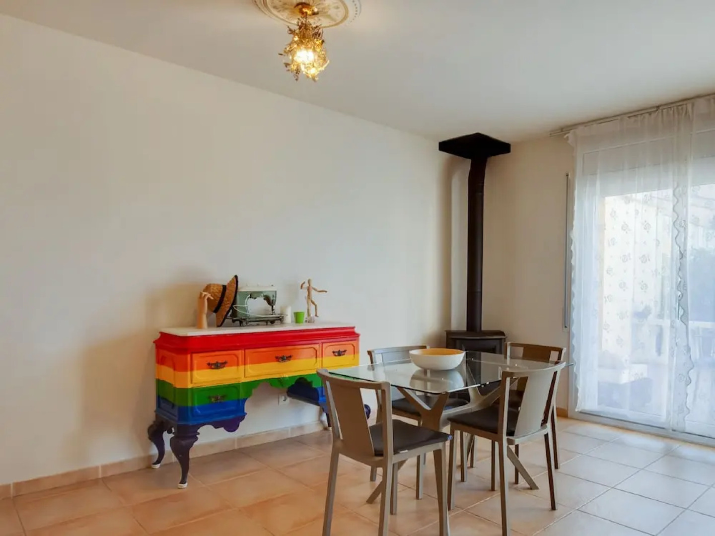 Quaint Holiday Home in Vilacolum With Swimming Pool