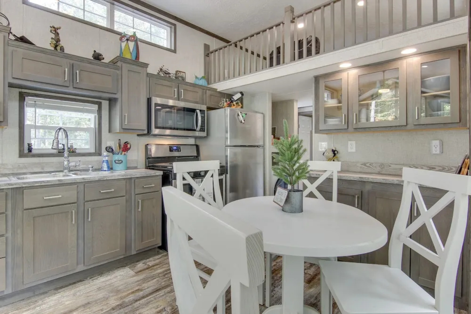 Tree-lined Cabin w/ Grill in Penrose!