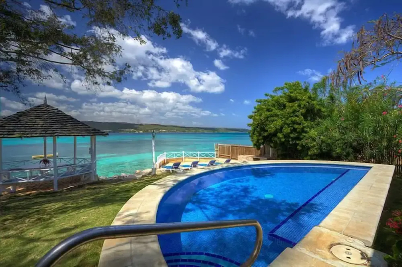 Sea Haven - Discovery Bay 2BR