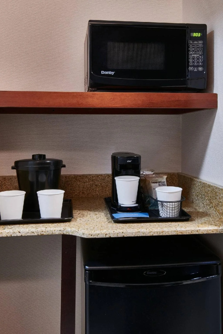 Fairfield Inn & Suites by Marriott Detroit Livonia