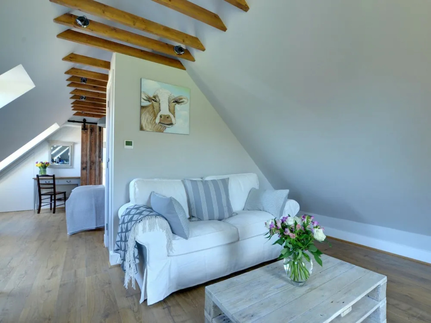 With Wonderful Views, This Could be the Most Romantic Hideaway Ever