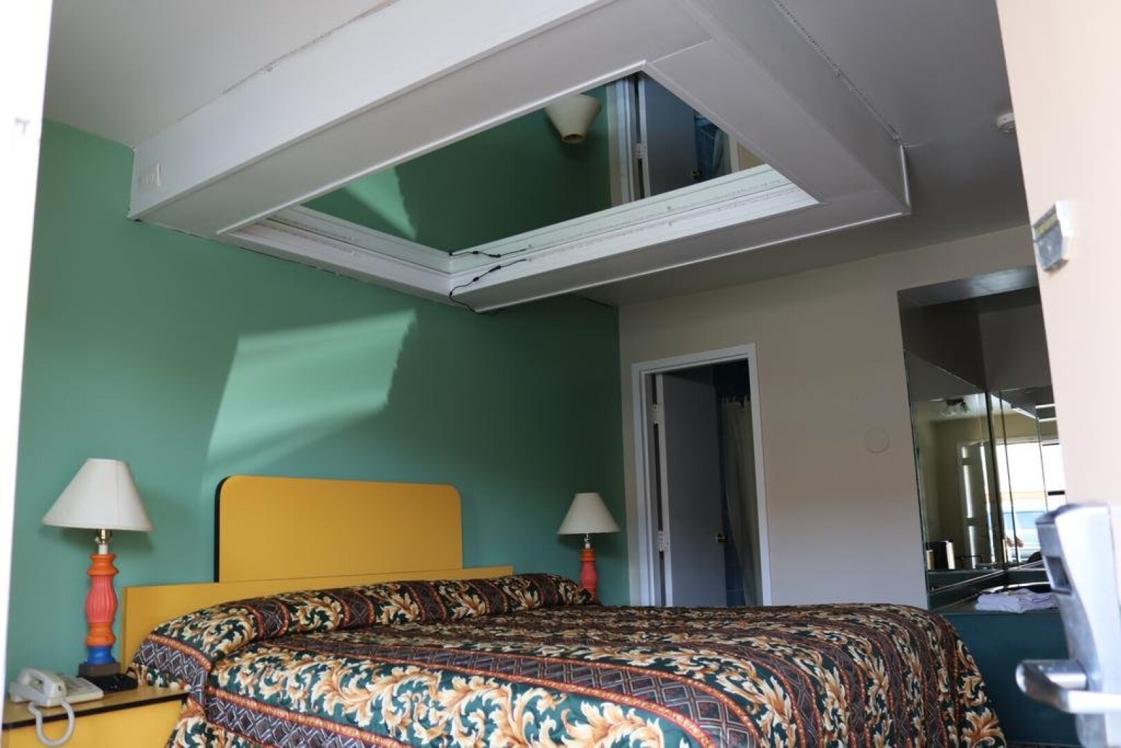 Hotel O Miami Inn & Suites Chicago Midway Airport