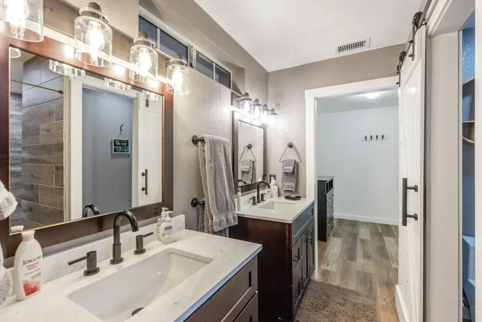 New Luxury Prescott Lynx B B 4k ft2 Sleeps 22