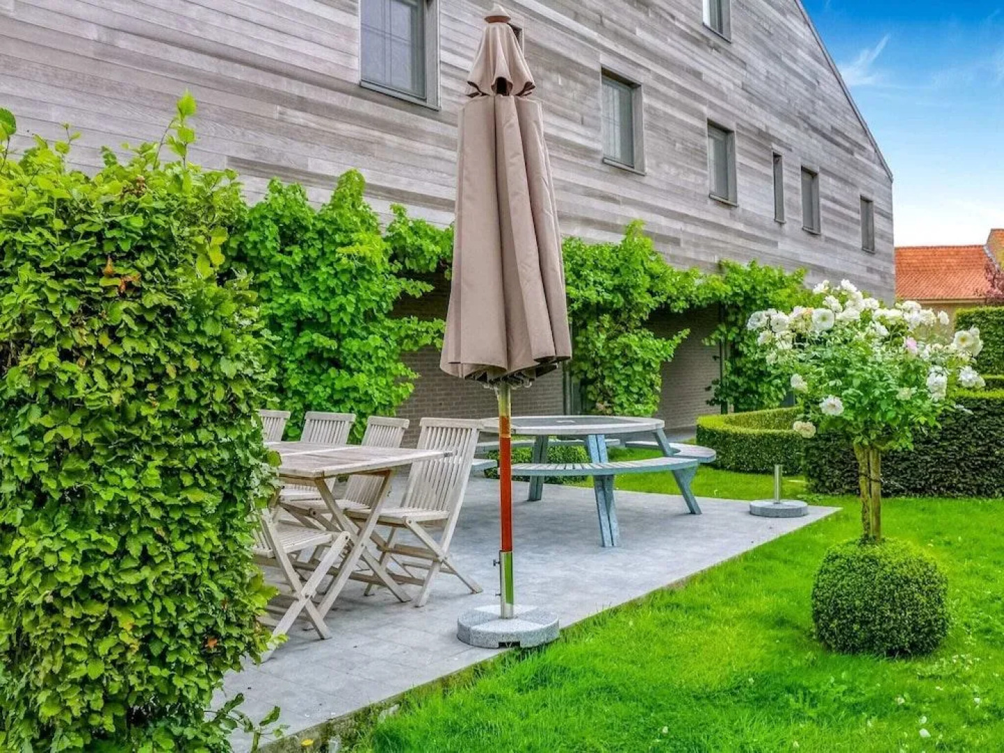 Holiday Home in Gijverinkhove Near Plopsaland