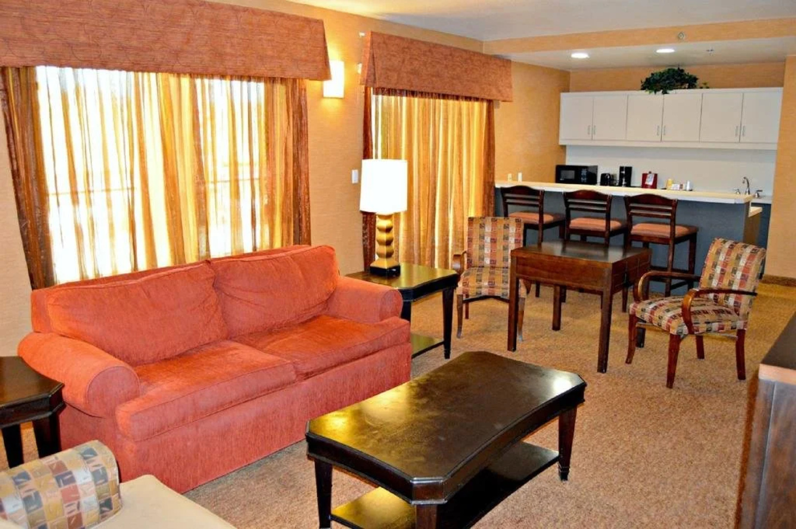 Apache Gold Resort Hotel